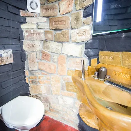з дизайнерським ремонтом в центрі львова- Eco Style * Львів