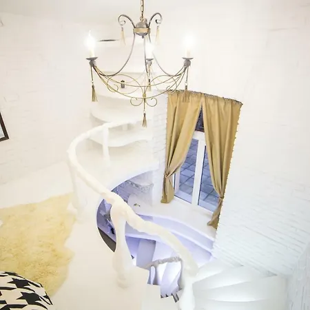 з дизайнерським ремонтом в центрі львова- Eco Style