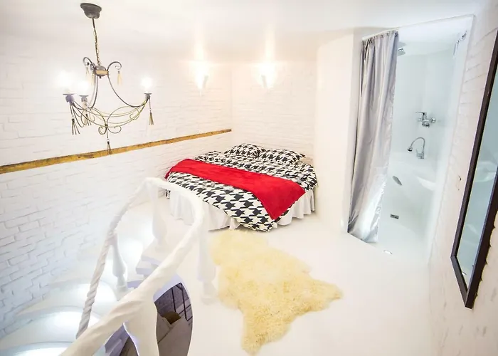 з дизайнерським ремонтом в центрі львова- Eco Style * Lviv