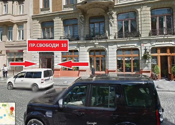 з дизайнерським ремонтом в центрі львова- Eco Style アパート リヴィウ